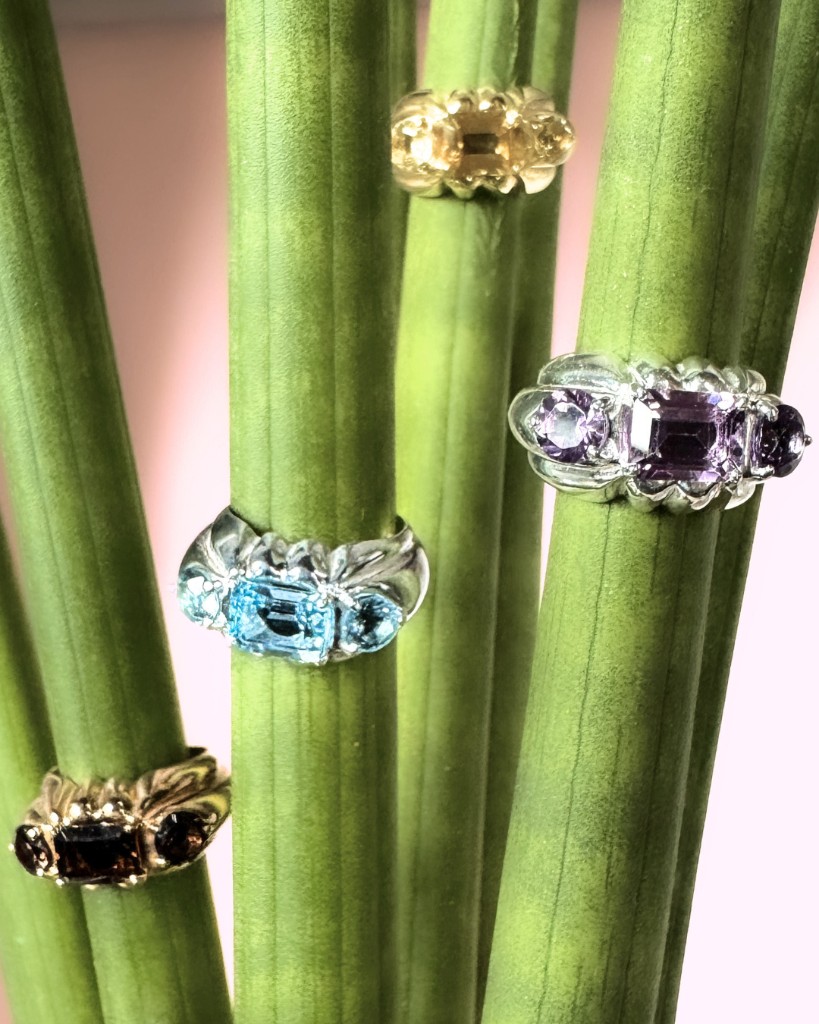 MATRICARIA - Anelli su steli