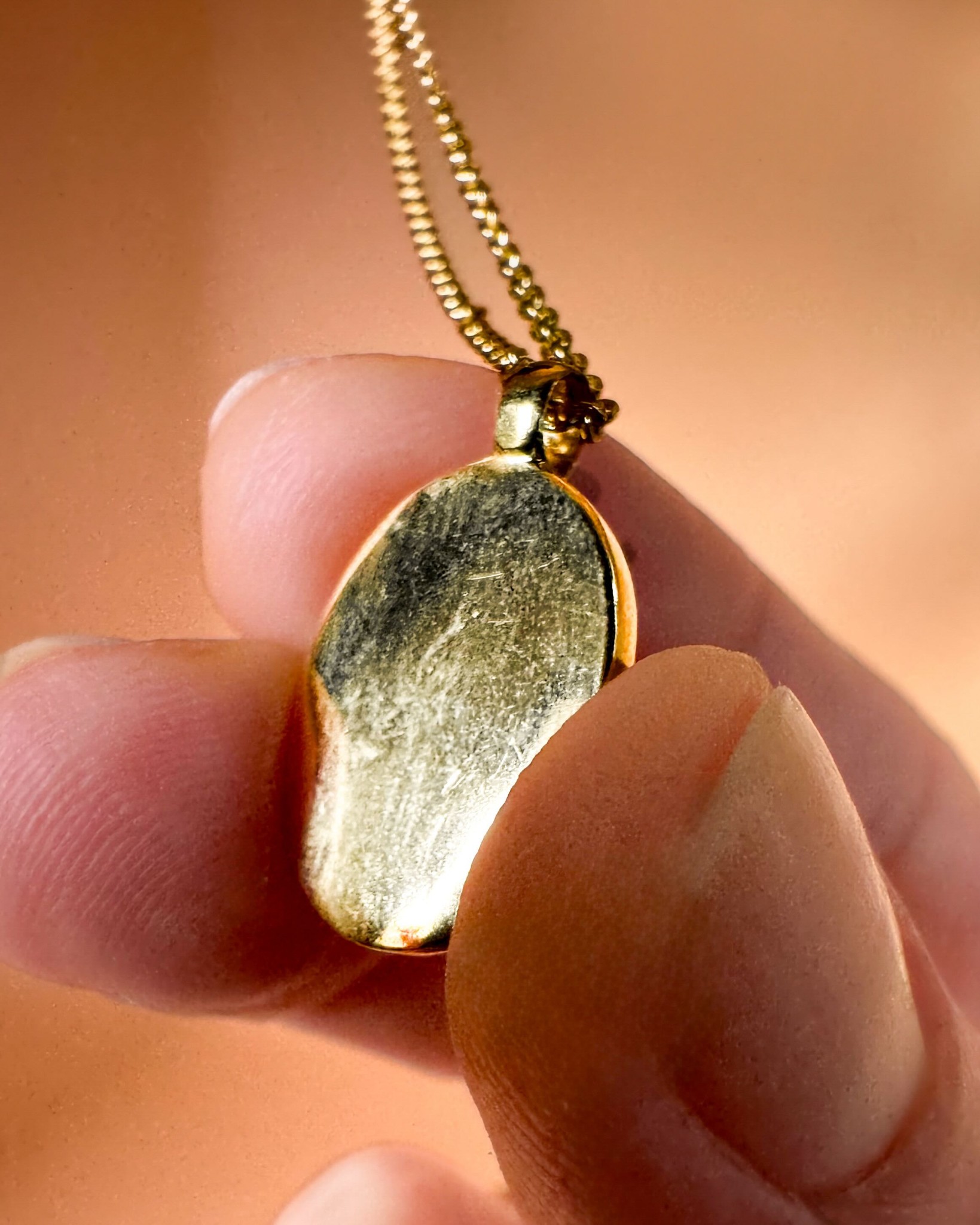 T.H.I.N.G.S. - Medaglia retro